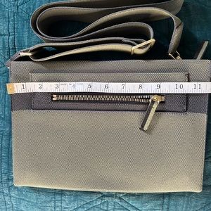 Rothy’s dual zip cross body- SAGE (like new)
